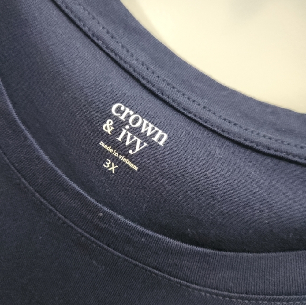 NWT Crown & Ivy Short Sleeve Navy T-Shirt Plus Size 3X - Picture 4 of 4